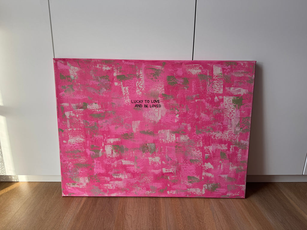 Lucky to love and be loved – Größe 55 x 75 cm